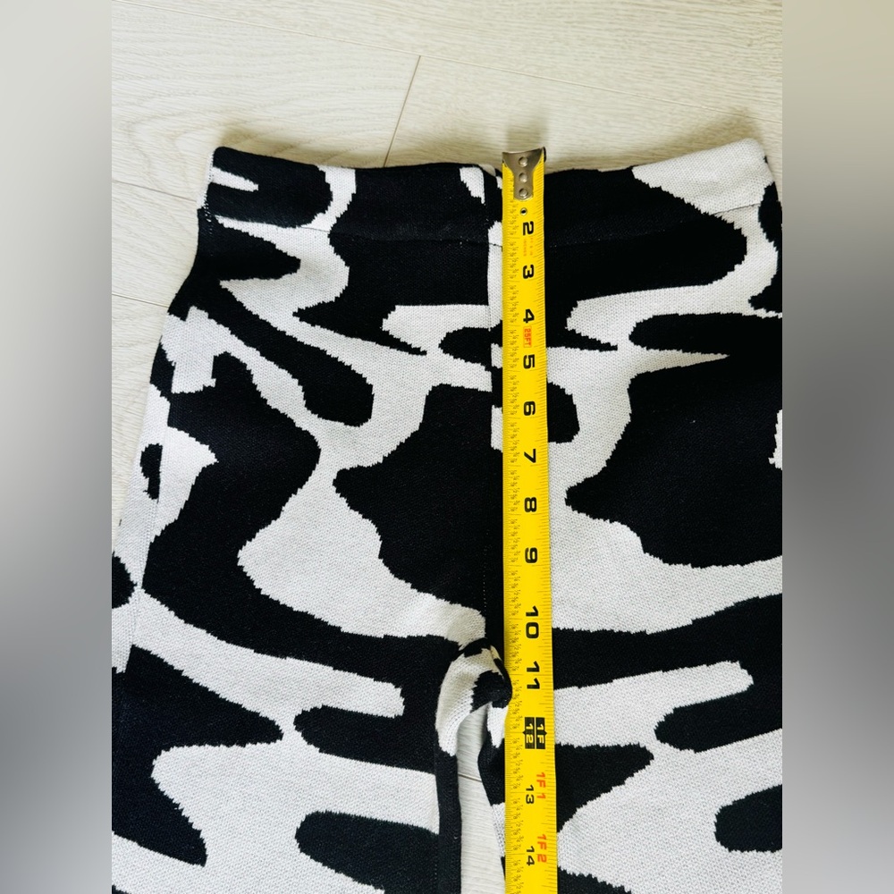Baevely Cow Print Pants Size Small, Elastic Waist, Ankle Flare Pants Black White - Picture 9 of 11